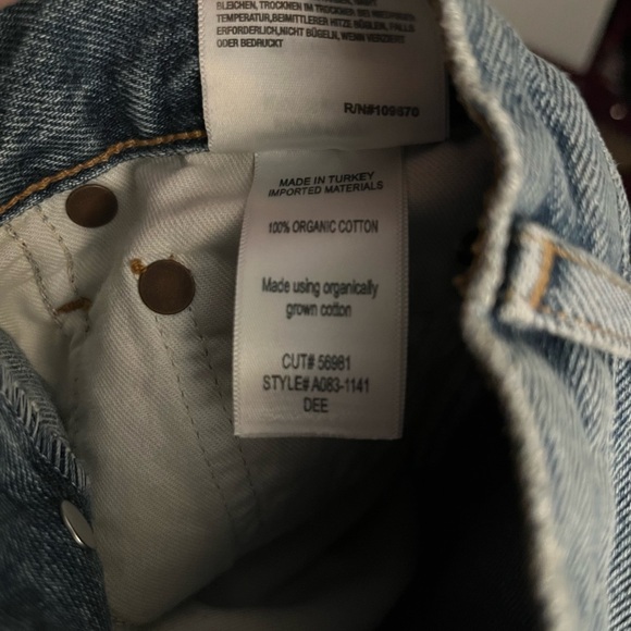 Agolde Dee Super High Rise Short in Epic - Picture 6 of 6